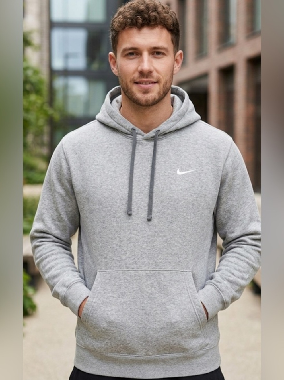 Nike Men's Grey Pullover Hoodie Size Medium